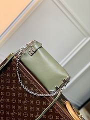 Okify Louis Vuitton Side Trunk Green Bag 23 x 12 x 4 cm M25445 - 1