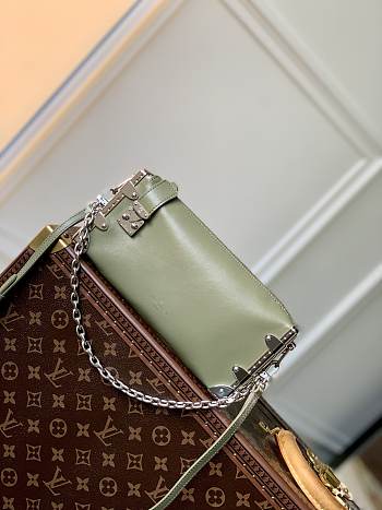 Okify Louis Vuitton Side Trunk Green Bag 23 x 12 x 4 cm M25445