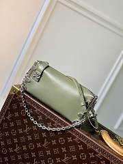 Okify Louis Vuitton Side Trunk Green Bag 23 x 12 x 4 cm M25445 - 2