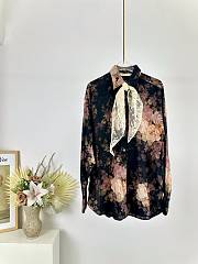 Okify Zimmermann Milk tea/black Rococo floral series - Shirt - 1