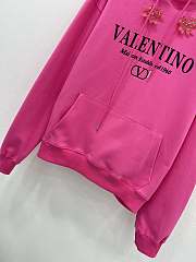 Okify Valentino three-dimensional flower beaded letter logo sweater hoodie - Pink - 3