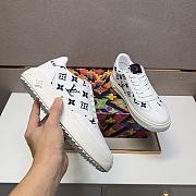 Okify Louis Vuitton Sneakers 17245 - 2