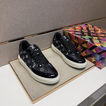 Okify Louis Vuitton Sneakers 17247