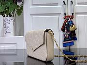 Okify Louis Vuitton Pochette Félicie Chain Bag Creme 21.0 x 12.0 x 3.0 cm M82363 - 3