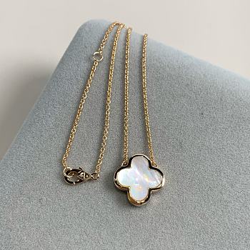 Okify VCA White Mother of Pearl Four Leaf Clover Necklace Rose Gold