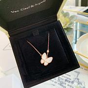 Okify Van Cleef & Arpels Tow Butterfly Natural White Mother-of-Pearl Four-Leaf Clover Butterfly Necklace  - 2