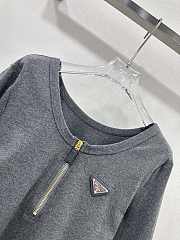 Okify Prada triangle logo middle zipper long sleeves SML - Grey - 4