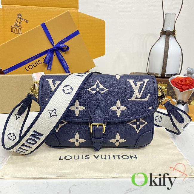 Okify Louis Vuitton Diane Baguette Handbag 24x15x9 cm M47161 - 1