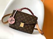 Okify Louis Vuitton Pochette Metis Handbag 25.0 x 19.0 x 7.0 cm M43984  - 1