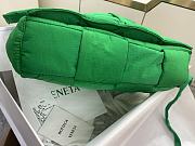 Okify Bottega Veneta Padded Tech Cassette cross-body bag parakeet color 30x15 cm - 2