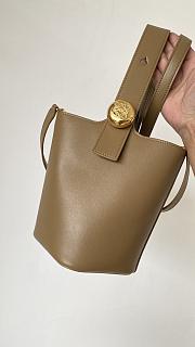 Okify Loewe Mini Pebble bucket in mellow calfskin oak color 16*16*19.5 cm - 1