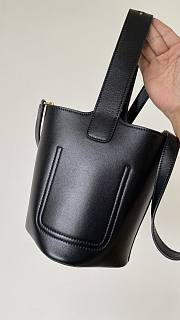 Okify Loewe Mini Pebble bucket in mellow calfskin black color 16*16*19.5 cm - 2