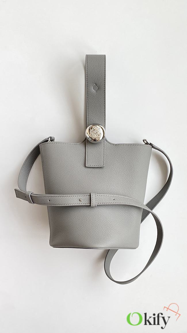 Okify Loewe Mini Pebble bucket in mellow calfskin grey color 16*16*19.5 cm - 1