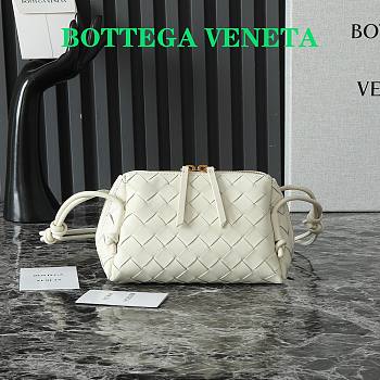 Okify Bottega Veneta Small Loop Camera White Bag 18.5*11.5*8.5cm