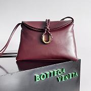 Okify Bottega Veneta Medium Liberta Cross-body Red bag in smooth calf leather 30x20x8 cm - 1