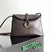 Okify Bottega Veneta Medium Liberta Cross-body Brown bag in smooth calf leather 30x20x8 cm - 1