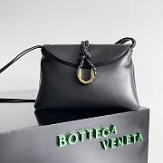 Okify Bottega Veneta Small Liberta Cross-body Black bag in smooth calf leather 27x16x6cm - 1