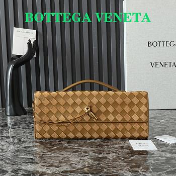 Okify Bottega Veneta Andiamo Clutch Intrecciato suede and leather 31*13*3 cm