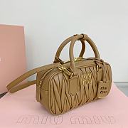 Okify Miumiu Arcadie quilted nappa leather bag S-wide in caramel color 22x10.5x7.5cm - 3