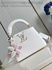 Okify Louis Vuitton white flower ornament mini capucines bag 21x14x8cm M21416  - 1