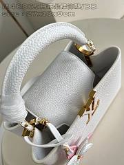 Okify Louis Vuitton white flower ornament small capucines bag 27 x 17 x 14 cm M21416  - 3