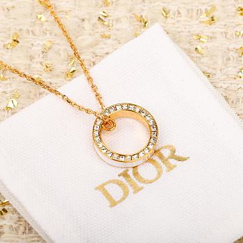 Okify Dior Letter Square Gold Diamond Necklace