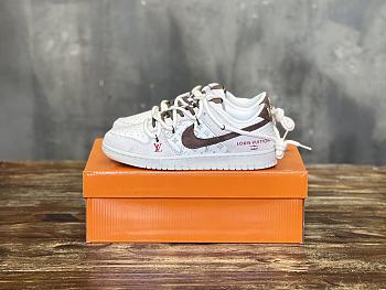 Okify Nike SB Dunk Low Retro Casual Sneakers in brown red color 36-46