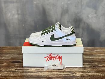 Okify Nike SB Dunk Low Retro Casual Sneakers in dark green color 36-46