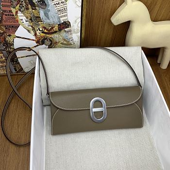 Okify Hermes Chaine D'Ancre To Go Wallet in beige sillver buckle 24x11x2.5 cm