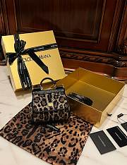 Okify Dolce & Gabbana Mini Sicily Leopard Print Handbag 14*6*16cm - 1