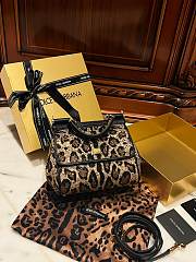 Okify Dolce & Gabbana Medium Sicily Leopard Print Handbag 20*16*8cm - 1