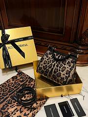 Okify Dolce & Gabbana Medium Sicily Leopard Print Handbag 20*16*8cm - 2