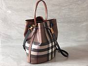 Okify Burberry Bucket Bag in checkered pattern dark brown 26x16x26cm - 4