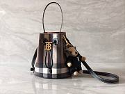 Okify Burberry Bucket Bag in checkered pattern dark brown 16.5x11x18.5 cm - 4