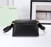 Okify Off White Arrow Shoulder Bag In Black 23.5x15x10 cm - 4