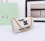 Okify Off White Jitney Wallet On Gold Chain Quote In White With Black Buckle 21x11x5cm - 3