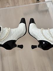 Okify Chanel Pearl Chain White High Heel 8cm High Boots 35-39 - 4