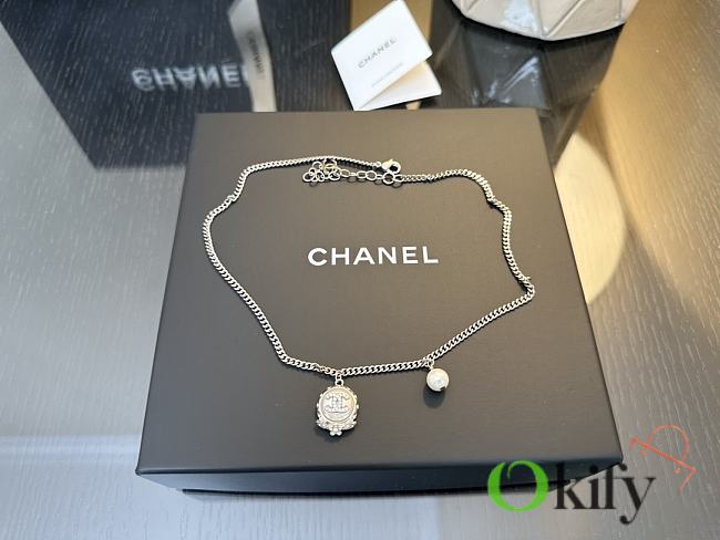 Okify Chanel 18K Silver Necklace With Pearl Flower Logo Charm  - 1