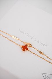 Okify VCA 18K Gold Carnelian Single Red Flower Bracelet 17-18.5cm - 2