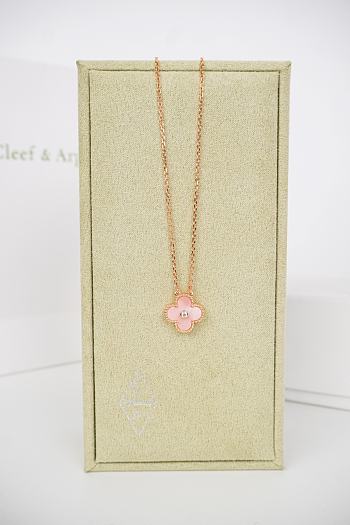 Okify VCA 18K Gold Carnelian Single Pink Flower Necklace 38-42cm