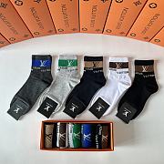 Okify Louis Vuitton Set 5 mid-length stacked socks 17953 - 1