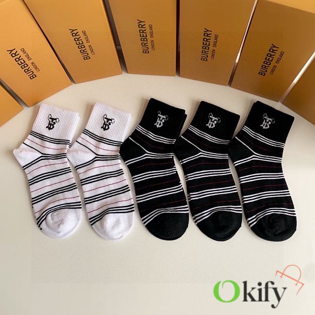 Okify Burberry Set 5 mid-length stacked socks 17955 - 1