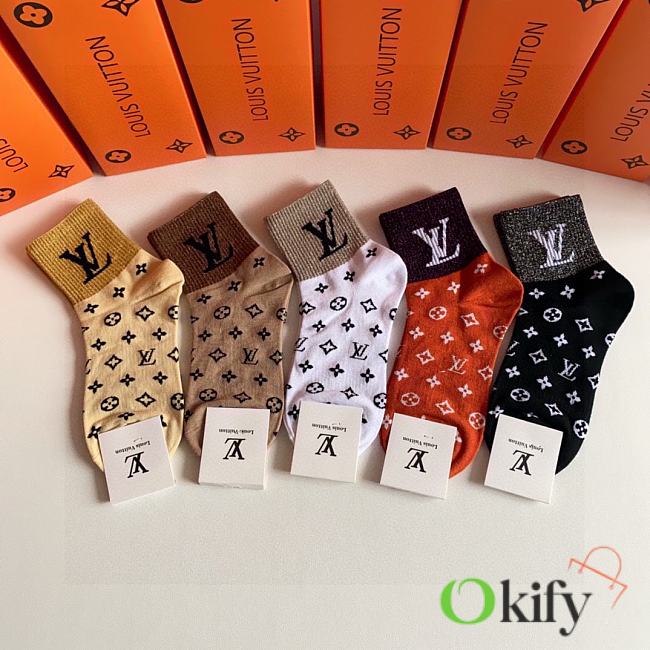 Okify Louis Vuitton Set 5 mid-length stacked socks 17956 - 1