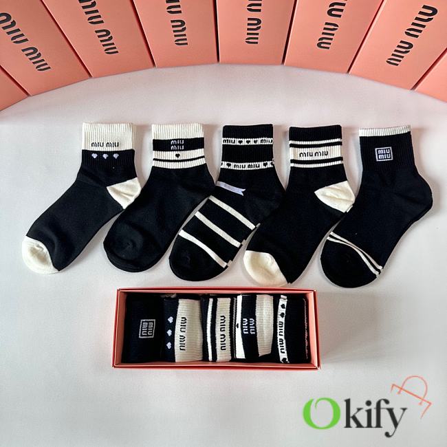 Okify MiuMiu Set 5 mid-length stacked socks 17957 - 1