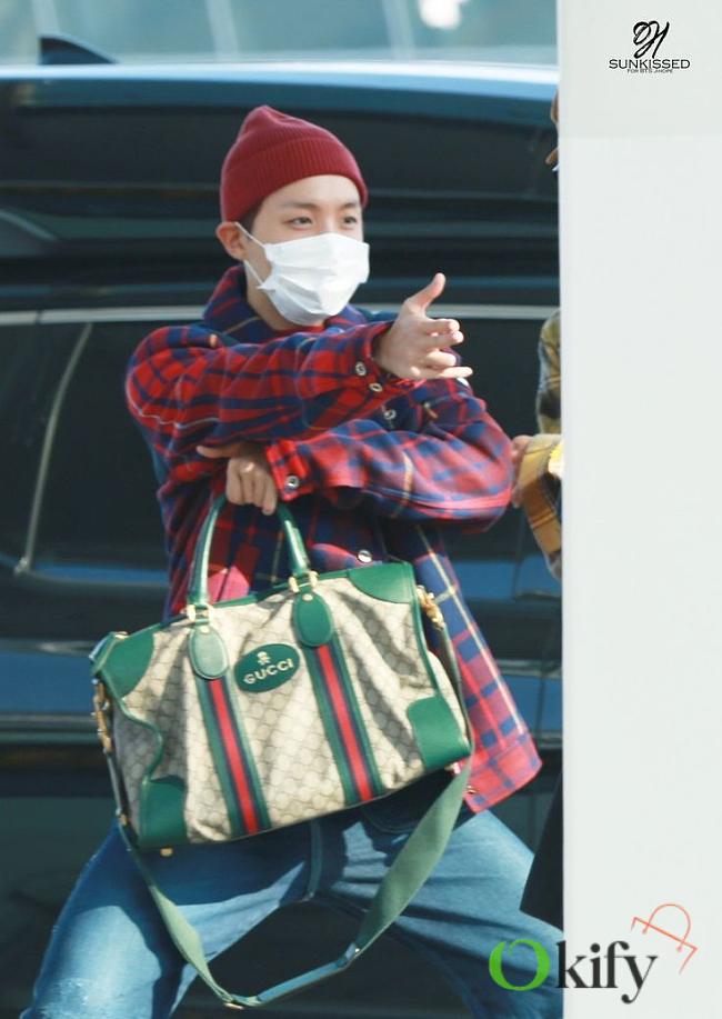 Okify Gucci Supreme Holdall Bag 42x29x16cm-BTS J-HOPE - 1