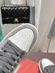 Okify Nike x Air Jordan White and Gray Sneakers/Trainers 35-45 - 3