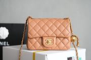 Okify Chanel Pearl Crush Beige Lambskin Flap Bag 18x13x7cm - 1