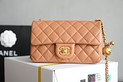 Okify Chanel Pearl Crush Beige Lambskin Flap Bag 13X20X7cm - 1