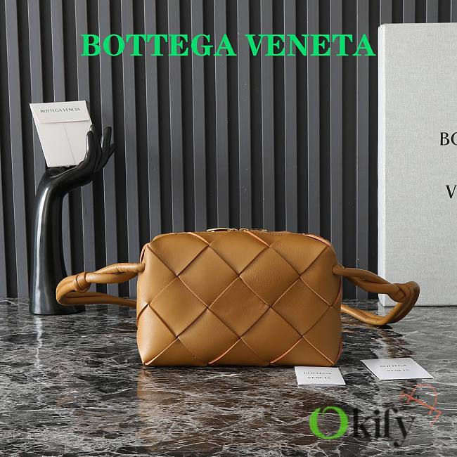 Okify Bottega Veneta Small Cassette Camel Camera Bag 21x14x7cm - 1