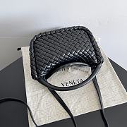 Okify Bottega Veneta Mini Cobble Top Handle Black Bag 23x11x8cm - 2